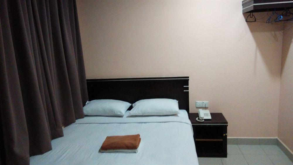 Hotel Tourist City Centre By Hotspot Essential Kota Kinabalu Dış mekan fotoğraf